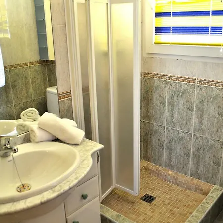 Catamaran Apartment *